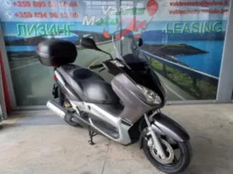 yamaha x-max 250