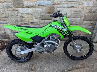 kawasaki klx 140 r 2024 model *low hrs*