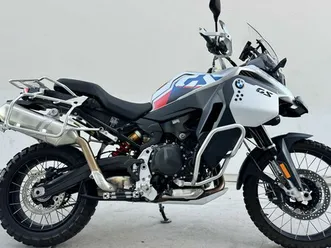 2024 bmw f 900 gs adventure white aluminum metal matte