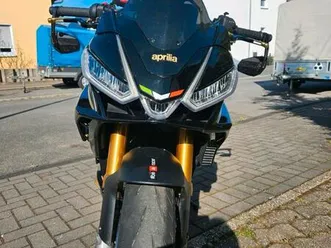 aprilia rsv tuono factory v4 1100