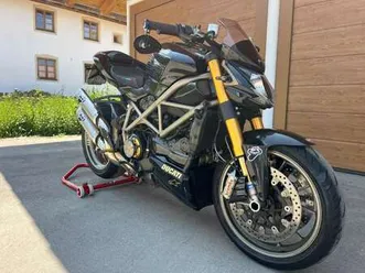 ducati streetfighter 1098s nero