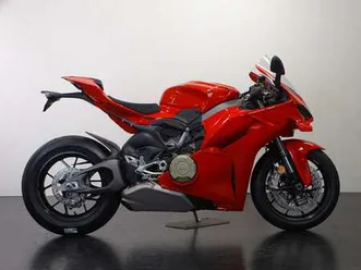 ducati panigale v4 rood