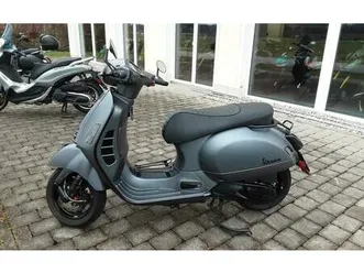vespa gts 300 supersport in grau, gebrauchtfahrzeug