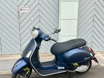 vespa gts 300 supertech hpe blau energico