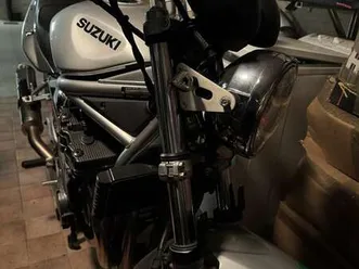 suzuki bandit 1200 argento
