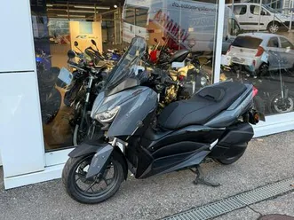 x-max 300 tech max / dépôt-vente