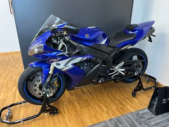 yzf-r1