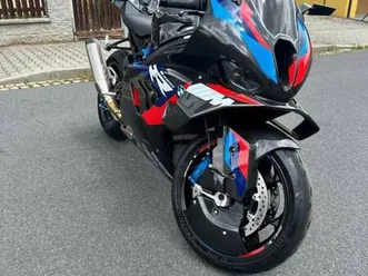 bmw m 1000 rr