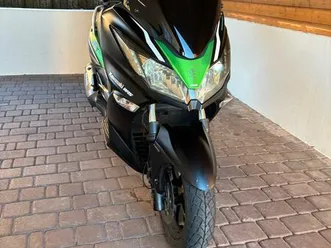 kawasaki j 300 großroller