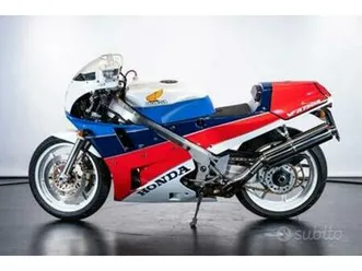 honda vfr 750 r (rc 30) - 1989