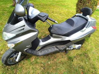 piaggio xevo 125 skuter stronie śląskie