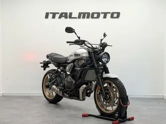 yamaha xsr 700 legacy wenig km !