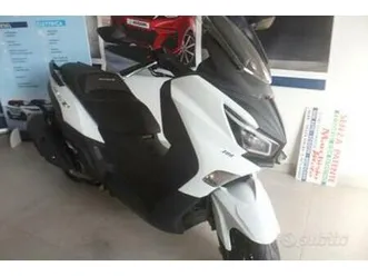 sym joymax 300 z + tcs