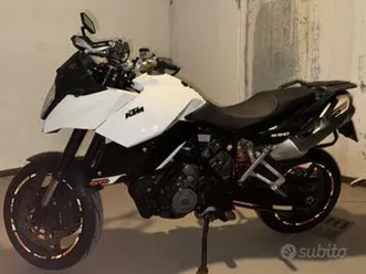 ktm 990 supermoto - 2011