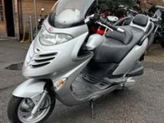 kymco grand dink 250 2002