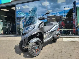② piaggio mp3 530 exclusif avec coque supérieure gratuite