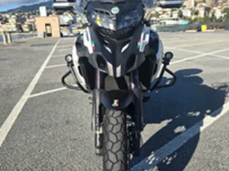 benelli trk 502 x