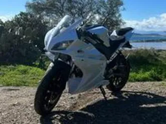 yzf r125 yamaha