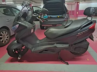 scooter burgman 125 parfait etat