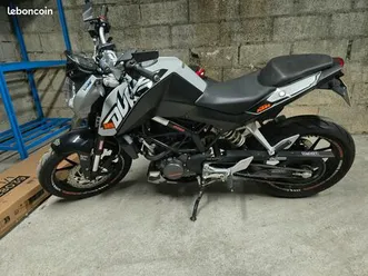 moto 125 ktm duke grise