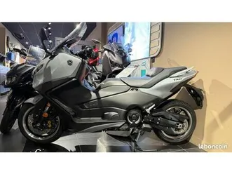 yamaha xp t-max 560 tech max 1er main etat neuf garantie