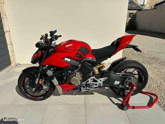 ducati streetfighter v4