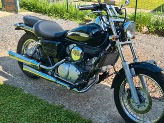 125 shadow tout équipé