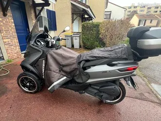 scooter mp3 300 lt sport en super état