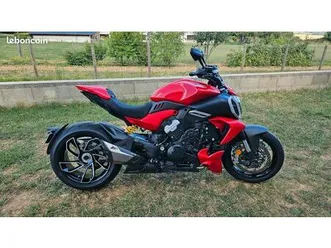 ducati diavel v4 red - garantie 2028
