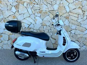 vespa gts 125 classic avec top case