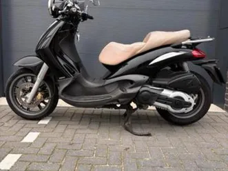 beverly 500 cruiser reeds grote beurt gehad — scooters | piaggio — marktplaats