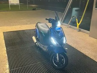 zip 4t 2v 2017 — scooters | piaggio — marktplaats