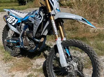 moto cross husqvarna 250 fc