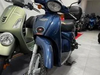 aprilia scarabeo 100