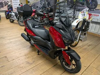 yamaha xmax 125 2018 125 cm3 | scooter | 15 000 km | bordeaux | 80136 rivery