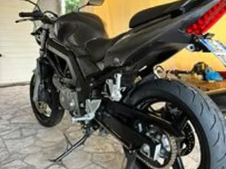 suzuki sv650 - 2008 - 73 cv