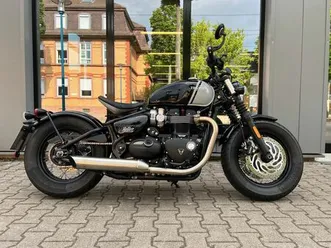 triumph bonneville bobber * 2025 *
