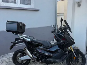 honda x-adv 750 noir