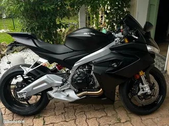 aprilia rs 660 – 2024 – 1500 km – excellent état – nombreux accessoires