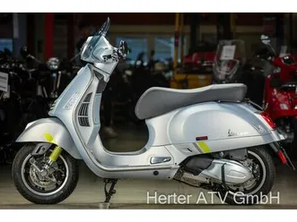 vespa gts 300 super tech -- inkl. zubehör --
