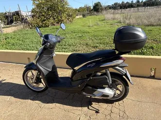 piaggio liberty 125 abs 2023 faro (sé e são pedro)