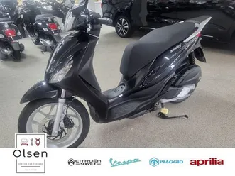 piaggio medley 200 e5+ black