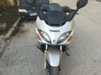 piaggio x9