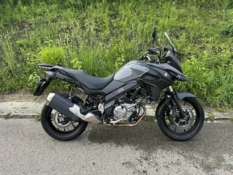 suzuki v-strom 650 baujahr 2020 top zustand canton saint-gall -