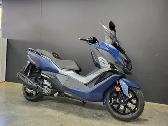 ② sym cruisym alpha 125 cc (a1, b-rijbewijs)