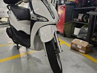 piaggio liberty 125 abs - 2023 castêlo da maia