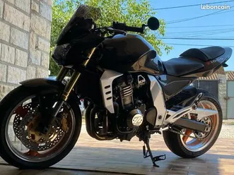 aprilia rsv 1000