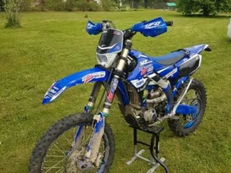 250 yzf e homologué comme une wrf