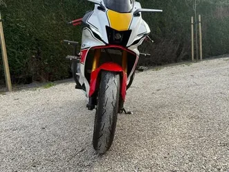 ② yamaha r7 60th anniversary