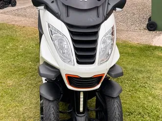 peugeot métropolis 400 rs